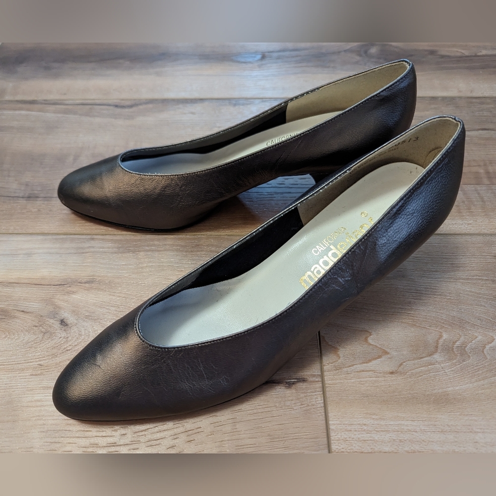 Vintage 80's Gunmetal Gray Leather Heels/Pumps